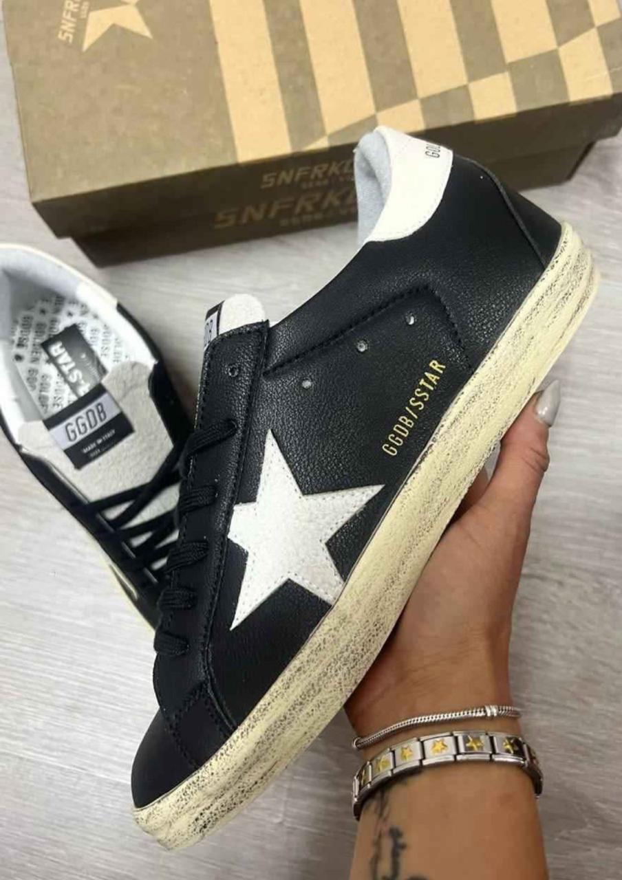 Sneaker clásico 6086