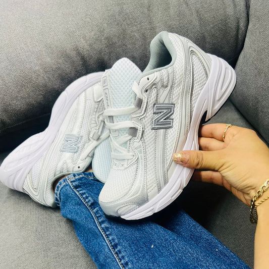 Sneaker Retro Running 9052