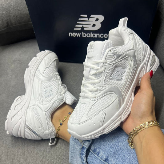 Sneaker Retro Running 9040