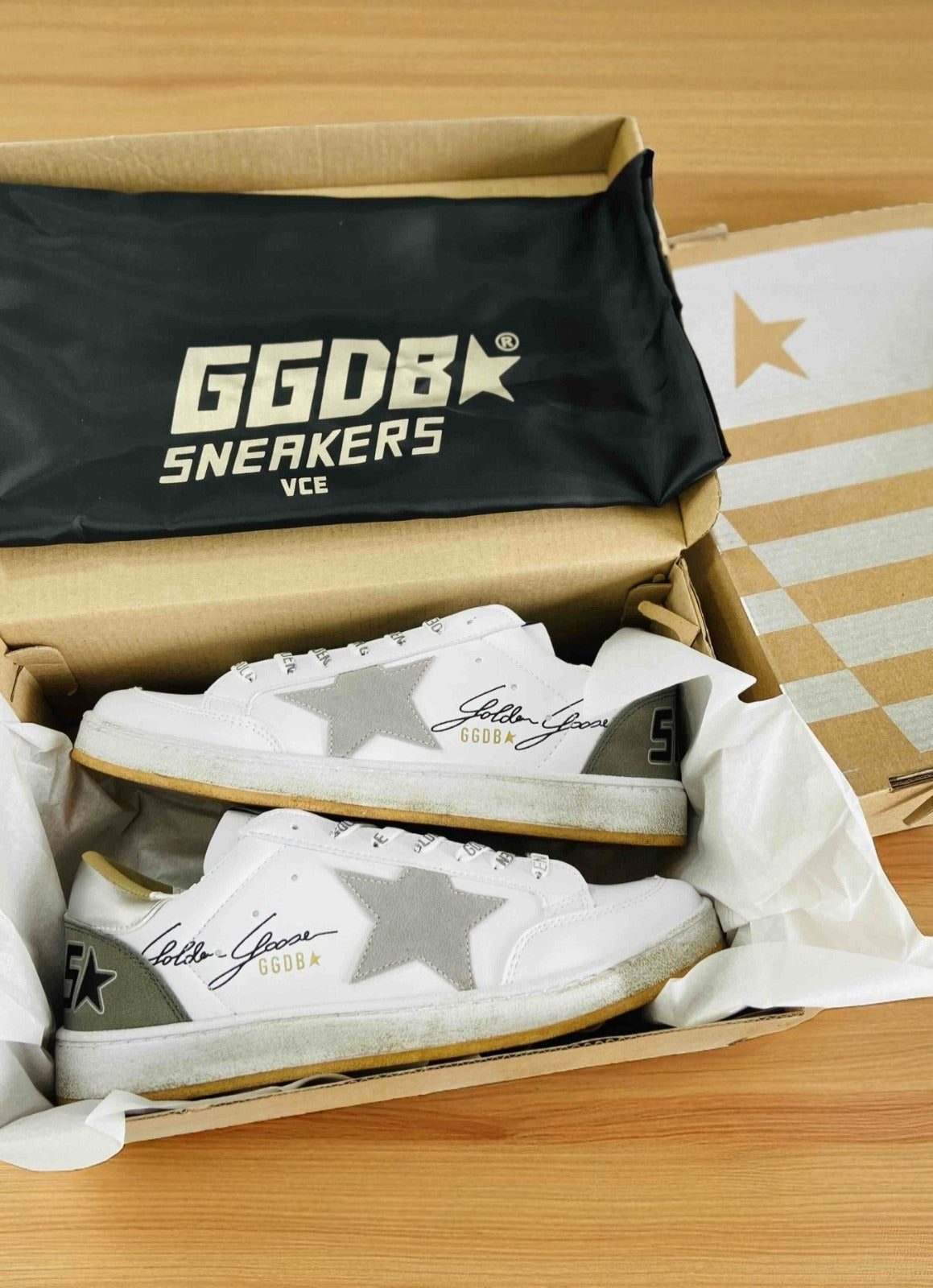 Sneaker clásico 6054