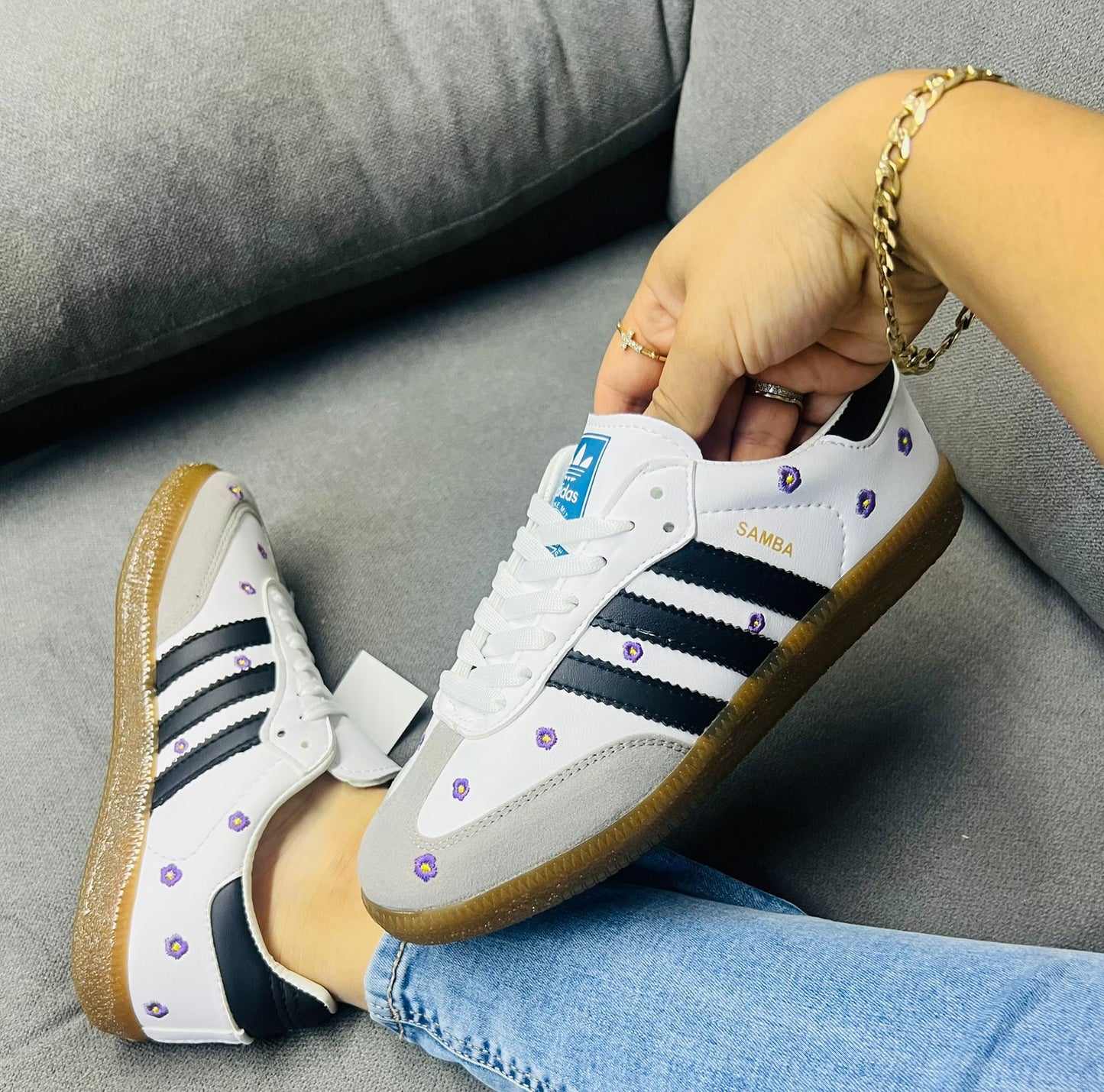 Sneakers clásicos bordado 1567