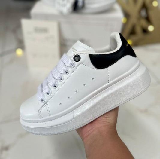 Sneaker Minimalista W/BG 5678